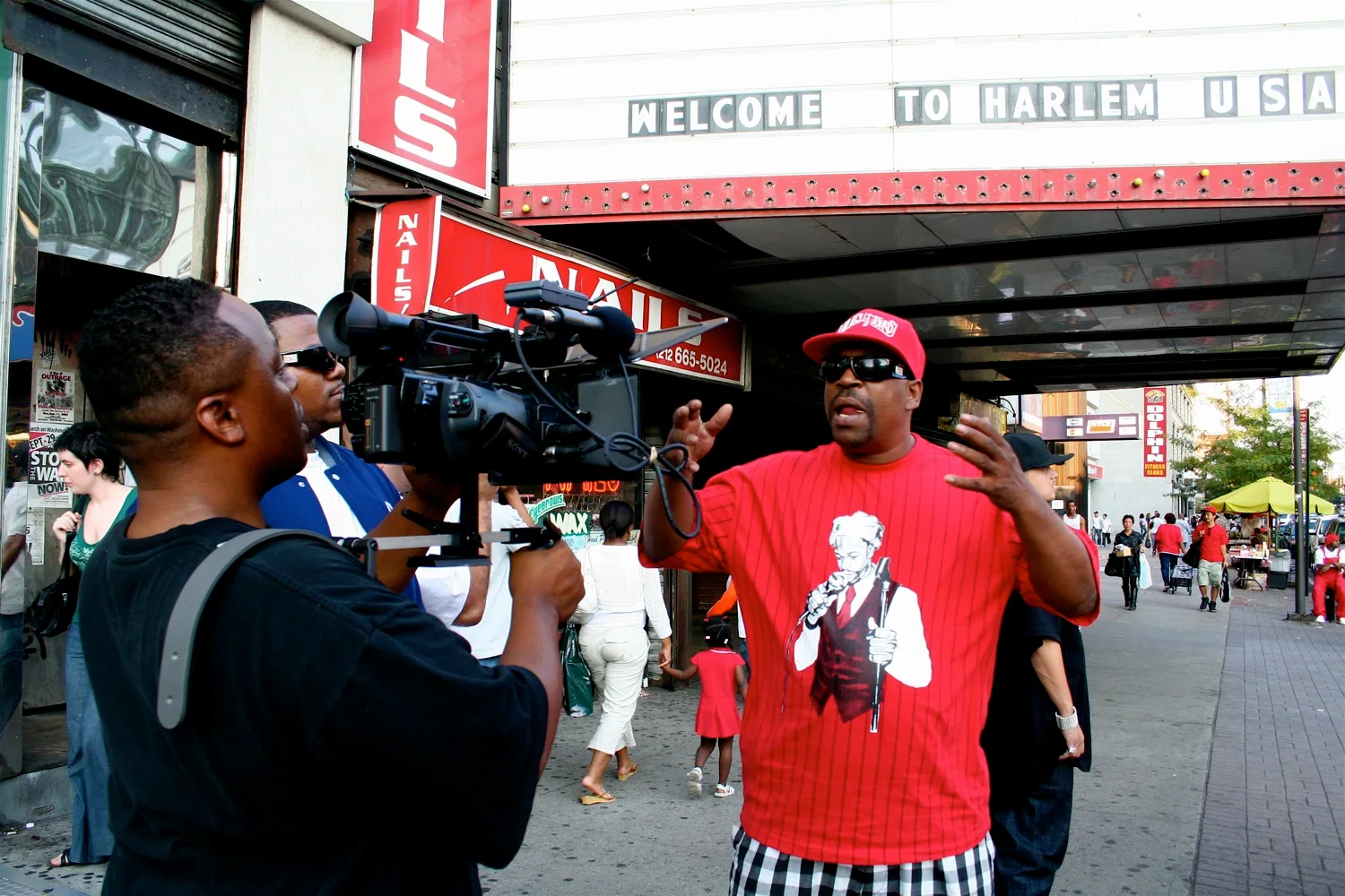 F.I.L.T.H.E.E.
FT. ICE-T & GRANDMASTER CAZ
"AY, AY, AYA" — photo 12