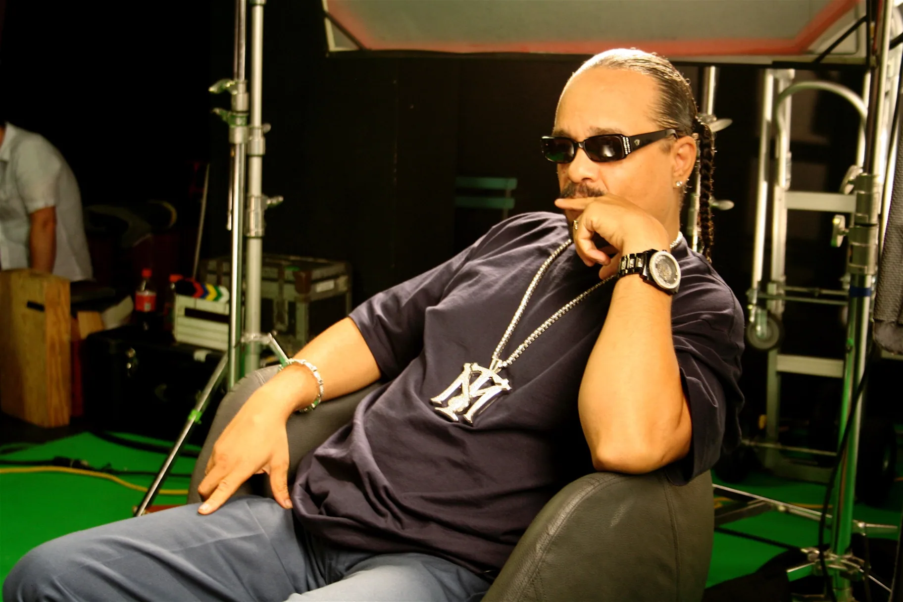 F.I.L.T.H.E.E.
FT. ICE-T & GRANDMASTER CAZ
"AY, AY, AYA" — photo 17